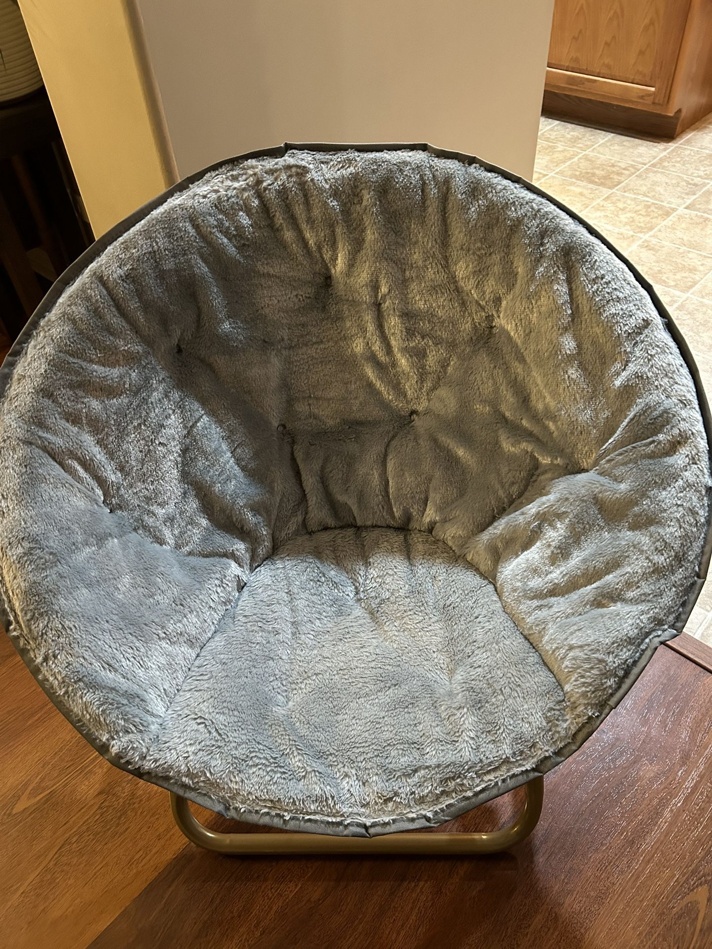 Papasan chair 