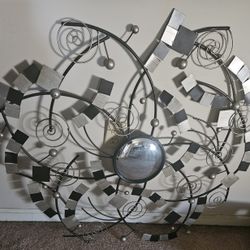 Designer Picture With Center Mirror 