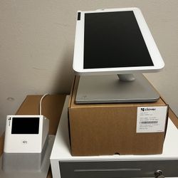 Clover Mini 3G POS System w/ Cash Drawer & Customer Display – Excellent Condition