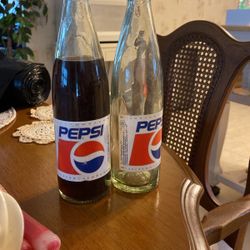RUSSIAN PEPSI  BOTTLES UNOPENED  1994
