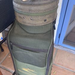 King Cobra Golf Bag - Like New 