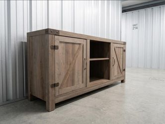 NEW Modern Farmhouse / Industrial TV Stand & Media Console
