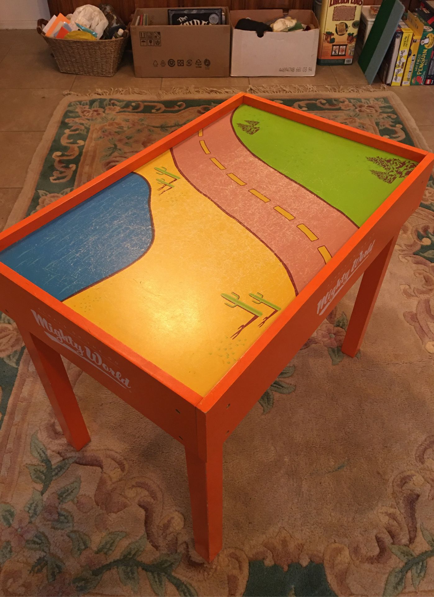 Children’s activity play table