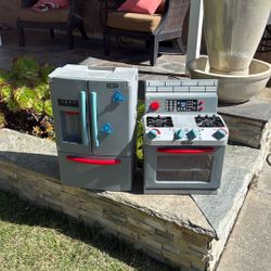  Little Tikes First Oven $ Fridge