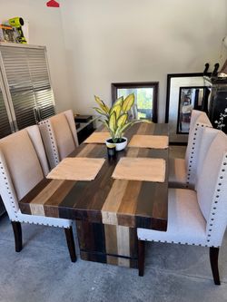 Dining Table Set with 4 Upholstered Chairs