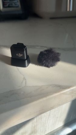 DJI Mic Mini Transmitter — Like New | Windshield + Charging Dock Included