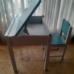 Table Chairs Activities Toys Art Entertainment 