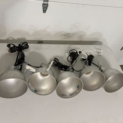 5 CLAMP LIGHTS 