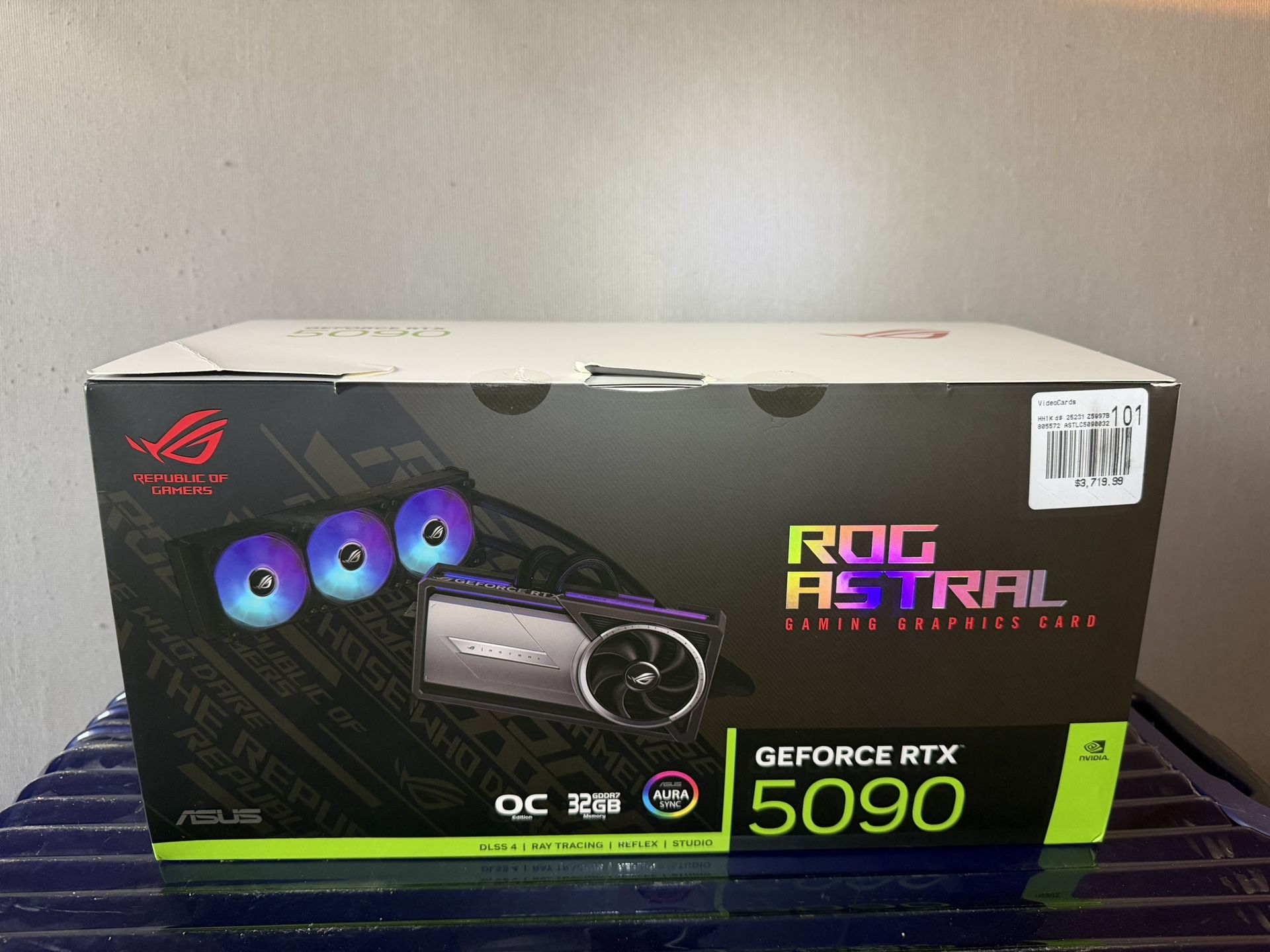 ASUS NVIDIA GeForce RTX 5090 Astral LC Overclocked Liquid Cooled Graphics Card 