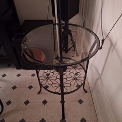 Klingsbo Glass Round Side Table 
