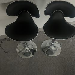 Black Leather Swivel Bar Stools