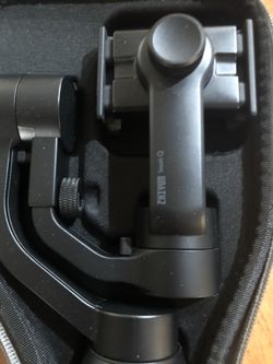 Zhiyun Smooth Q 3-Axis Smartphone Gimbal Stabilizer (with Hardshell Case)