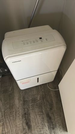 Toshiba 50 Pt EnergyStar Dehumidifier