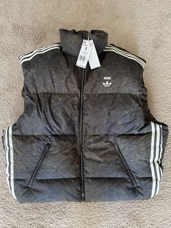 Adidas Avava Women Size Small NWT Vest Puffer Jacket