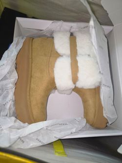GUESS BOOTS