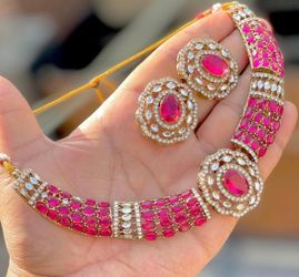 Fashion Necklace Set