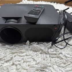Onn 720P Home Theater Projector 1280 x 720 Resolution Up to 150" (100020900)  In very good condition  Tested and works great