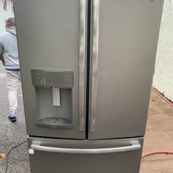 Neveras Tres Puertas Statill 36/67