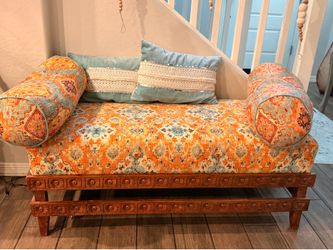 Handcrafted Solid Wood Upholstered Bench with Pillows