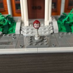 The Justice League: Flash Minifig Head