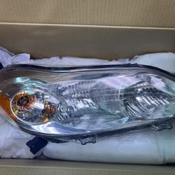 Toyota Matrix 2009 -2014 Headlights