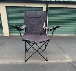 Giant outdoor chair
