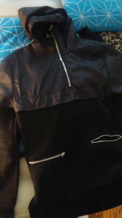 Slight fall jacket size medium