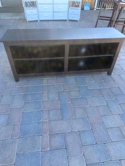 Tv stand