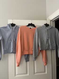 3 Junior Short Sweatshirts