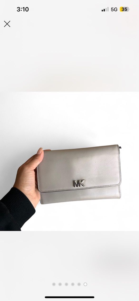 Michael Kors Gray Bi-Fold leather Wallet $198.00 retai