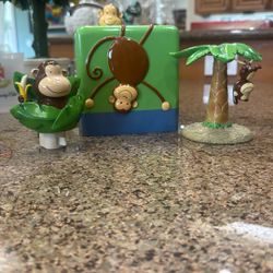 Monkey Bathroom Accesories : tissue box holder, toothbrush, holder, and nightlight