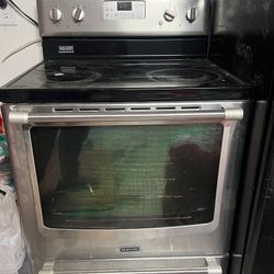 Maytag 30-in Electric Range/Stove