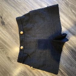 Black Zara tweed shorts #tweedshorts
