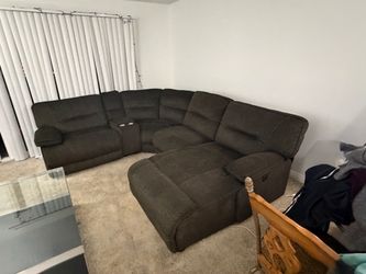 Like New Luxury 5-Piece Power Reclining Modular Couch