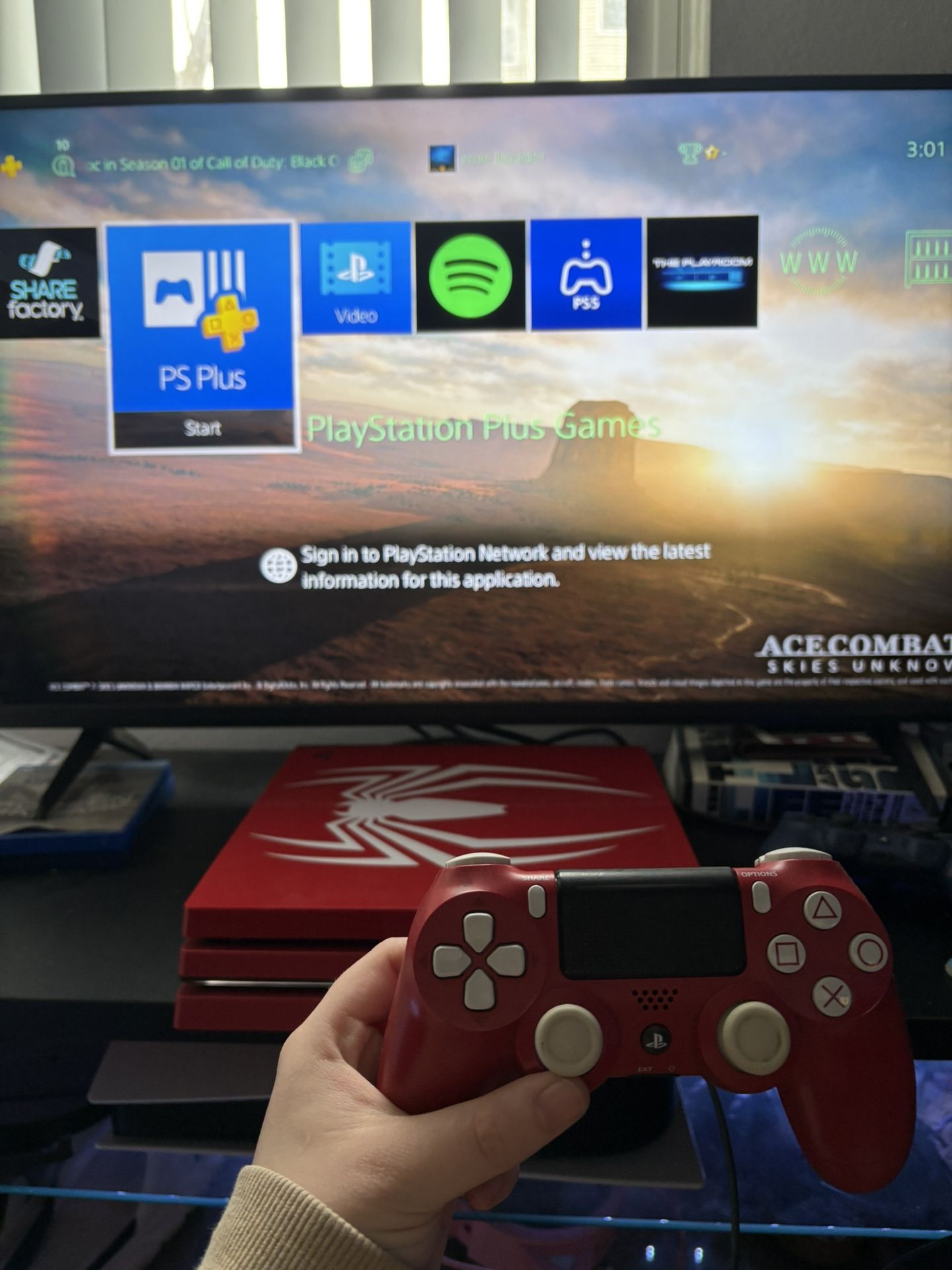 Spiderman Ps4 Pro 1 TB- Limited Edition (No more are being made!)