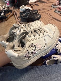 Hello Kitty Girls Shoes