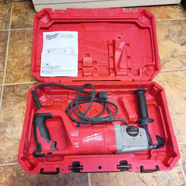 Milwaukee 1"SDS Rotary Hammer