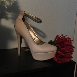 Nude size 8