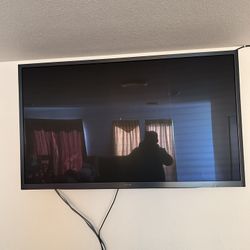 SAMSUNG PLASMA PN64F8500 SMART TV.