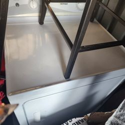 Hotpoint Electric Front Loading Dryer