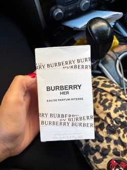 Burberry her perfume