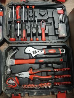 Multi  tool emergency kit
