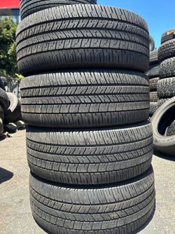 255/60r18 GOODYEAR en perfectas condiciones de vida las 4