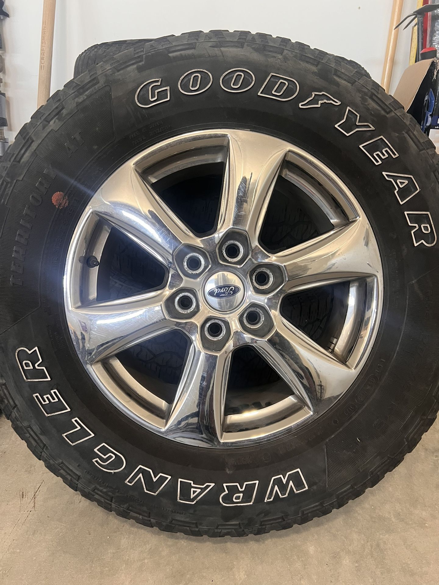 275/65/18 Tires & Rims