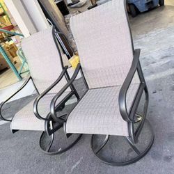 Swivel Patio Dining Chairs Set of 2, Outdoor Dining Chairs with Breathable Quick-Drying Textilene Fabric & Sturdy Metal Frame, All Weather Outdoor Fur