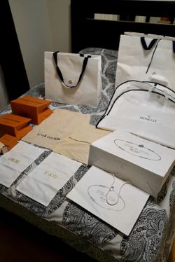 Original Designer shopping bags Louis Vuitton Moncler Prada Dior
