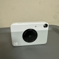 Kodak Printomatic Instant Digital Camera