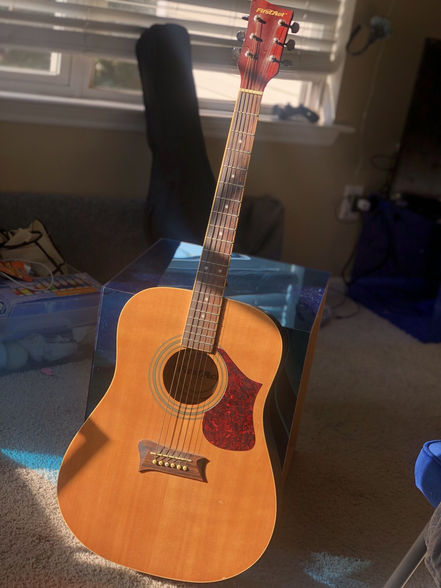 FirstAct Acoustic Guitar