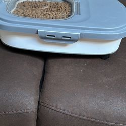 Pet Food Storage -LOCATED IN ASTORIA QUEENS.