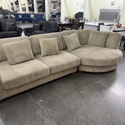 Brand New Couch 🛋️